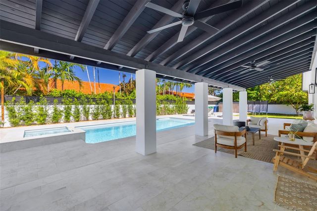 3352 SW 110th Ave, Miami, FL 33165