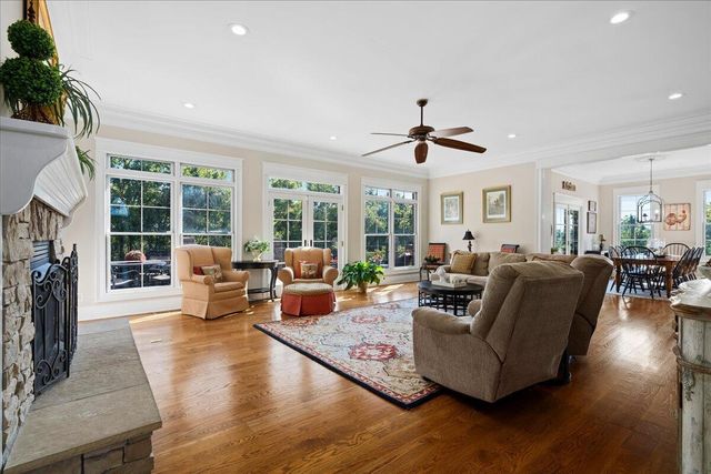123 Mahogany Drive, Richmond, KY 40475