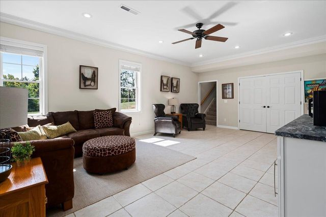 123 Mahogany Drive, Richmond, KY 40475