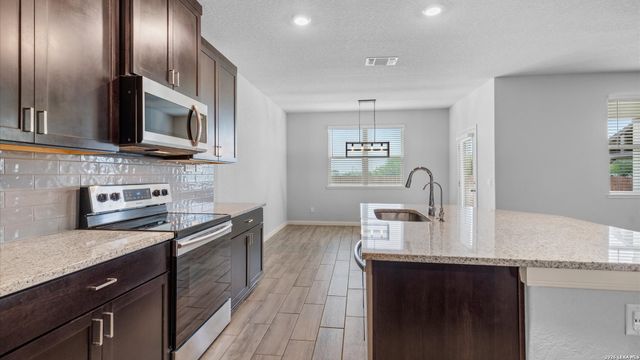 205 Pudu Trl, Cibolo, TX 78108