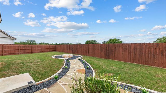 205 Pudu Trl, Cibolo, TX 78108