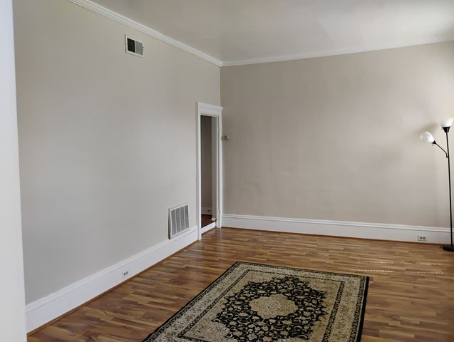903 RIDGE Road 2, Wilmette, IL 60091