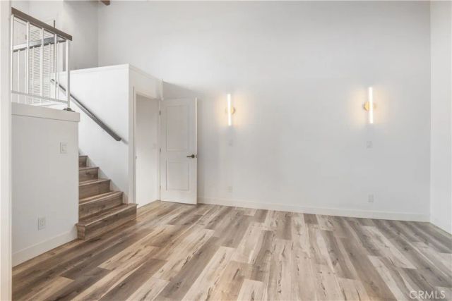 984 Granville, Los Angeles, CA 90049