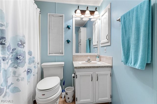 3465 Celestial WAY, North Fort Myers, FL 33903