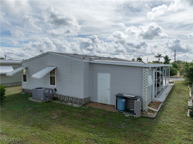 3465 Celestial WAY, North Fort Myers, FL 33903