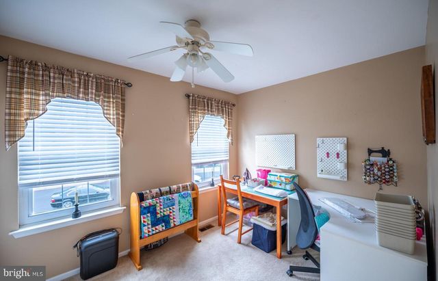 73 HUNT DR, Horsham, PA 19044