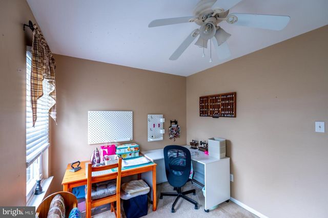 73 HUNT DR, Horsham, PA 19044