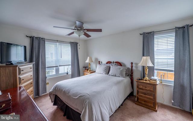 73 HUNT DR, Horsham, PA 19044