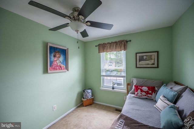 73 HUNT DR, Horsham, PA 19044