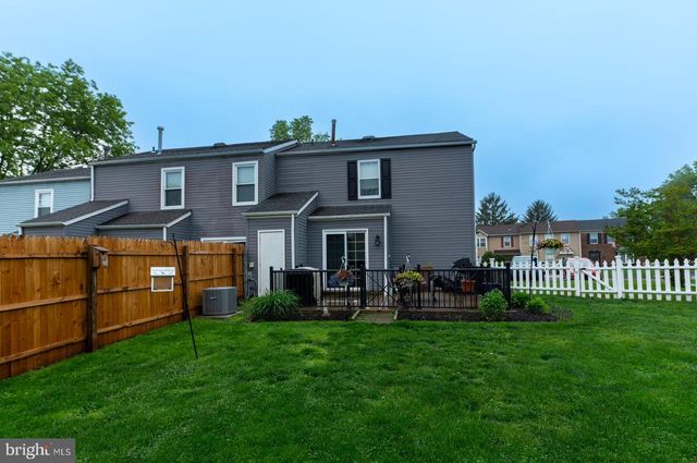 73 HUNT DR, Horsham, PA 19044