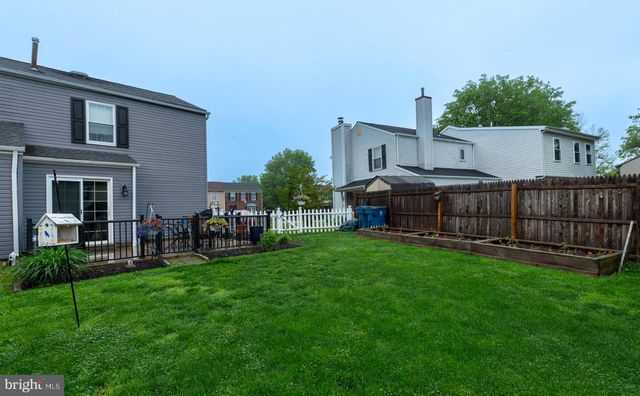 73 HUNT DR, Horsham, PA 19044