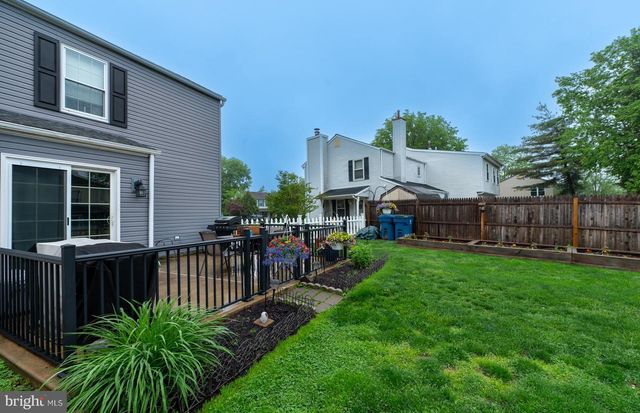 73 HUNT DR, Horsham, PA 19044