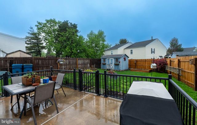 73 HUNT DR, Horsham, PA 19044