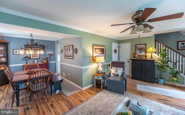 73 HUNT DR, Horsham, PA 19044
