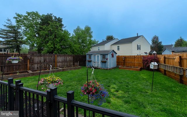 73 HUNT DR, Horsham, PA 19044