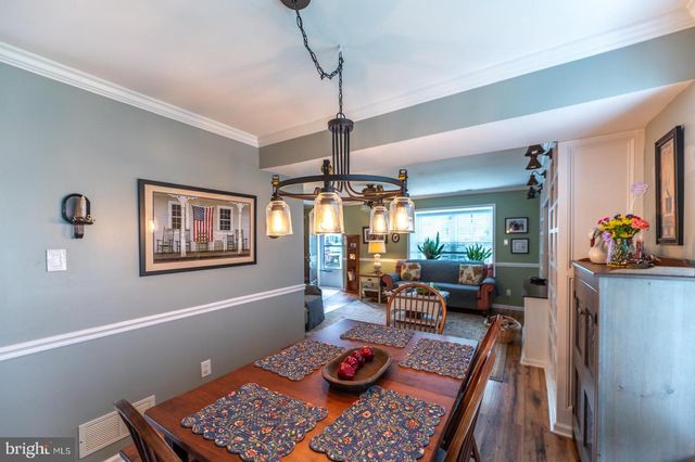 73 HUNT DR, Horsham, PA 19044