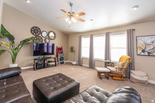635 W 3600 S, Riverdale, UT 84405