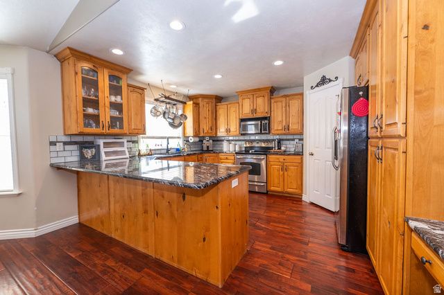 635 W 3600 S, Riverdale, UT 84405