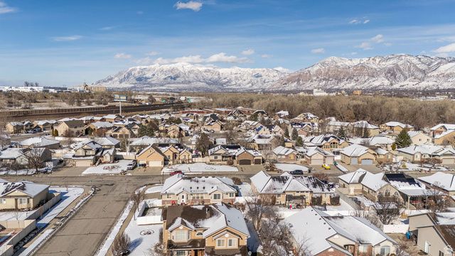 635 W 3600 S, Riverdale, UT 84405