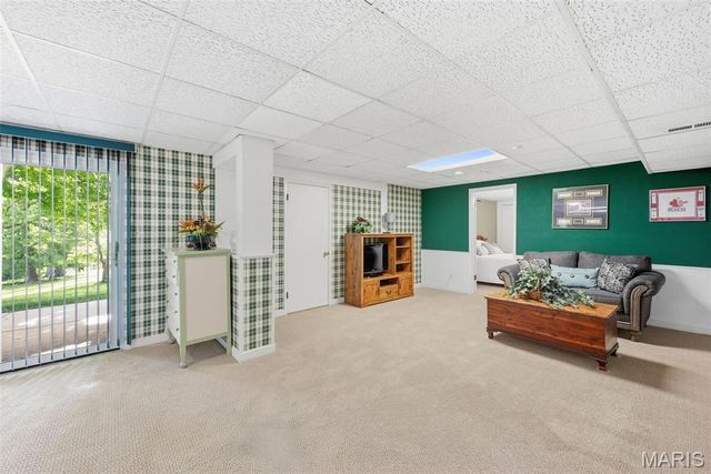 512 Meadow Green Place, St Louis, MO 63141