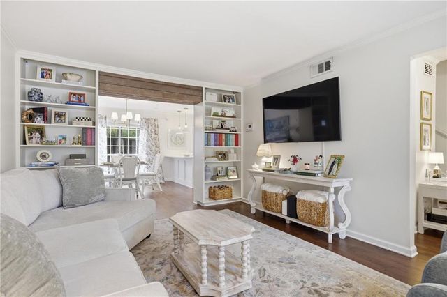 24 Independence Place NW, Atlanta, GA 30318
