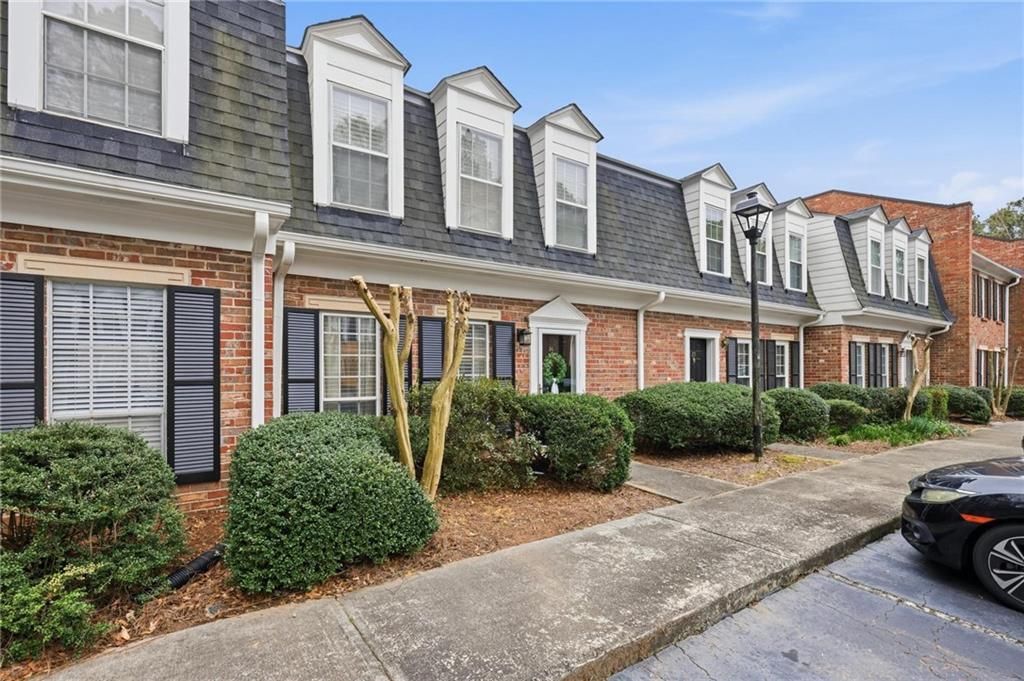 24 Independence Place NW, Atlanta, GA 30318