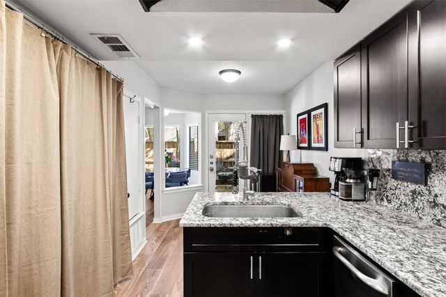 18040 Midway Road 103, Dallas, TX 75287