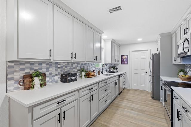 6012 Wester Avenue, Fort Worth, TX 76133