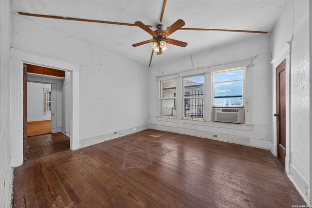 306 Jennings, San Antonio, TX 78225