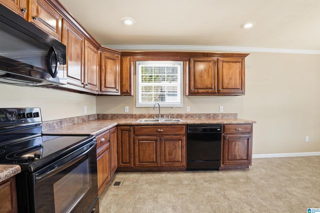 231 S DOWDEY ROAD, Jasper, AL 35504