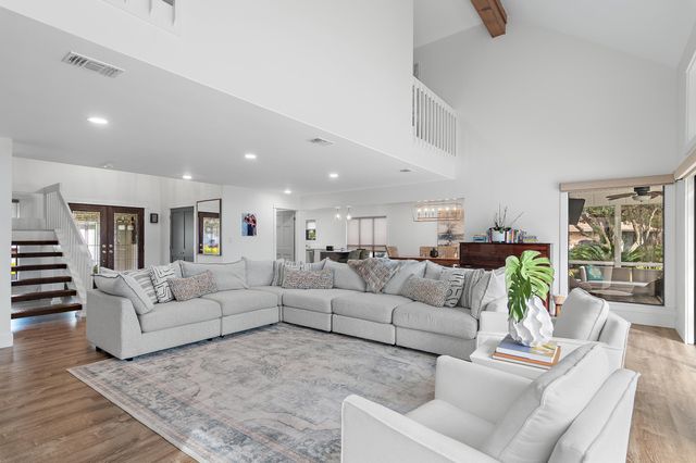 99 W Country Club Drive, Destin, FL 32541