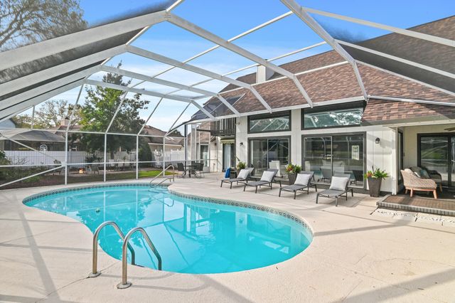 99 W Country Club Drive, Destin, FL 32541