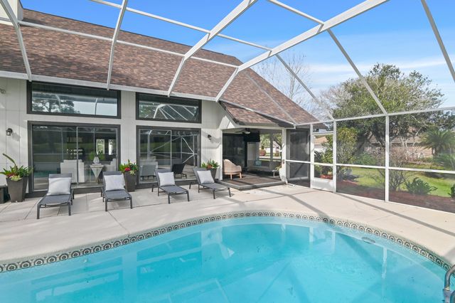 99 W Country Club Drive, Destin, FL 32541