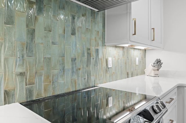 99 W Country Club Drive, Destin, FL 32541