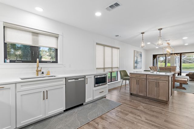 99 W Country Club Drive, Destin, FL 32541