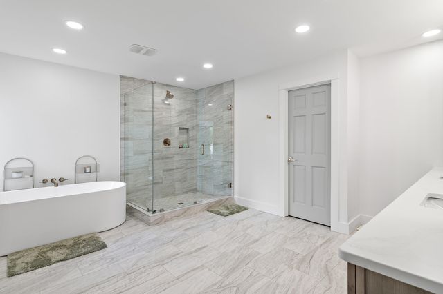 99 W Country Club Drive, Destin, FL 32541