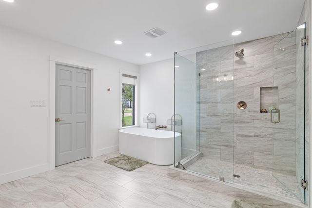 99 W Country Club Drive, Destin, FL 32541