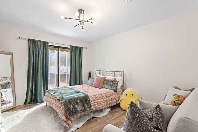 99 W Country Club Drive, Destin, FL 32541