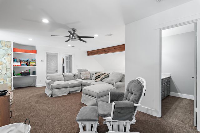 99 W Country Club Drive, Destin, FL 32541