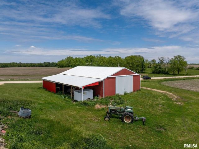 3027 262nd Street, Dewitt, IA 52742