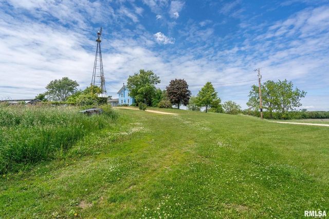 3027 262nd Street, Dewitt, IA 52742