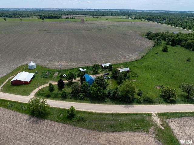 3027 262nd Street, Dewitt, IA 52742
