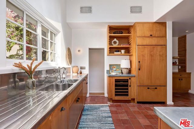 3124 Belden Drive, Los Angeles, CA 90068