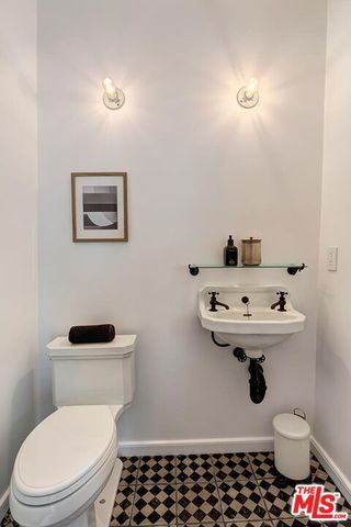 3124 Belden Drive, Los Angeles, CA 90068