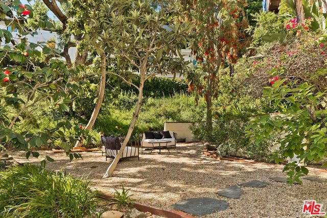 3124 Belden Drive, Los Angeles, CA 90068