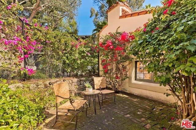 3124 Belden Drive, Los Angeles, CA 90068