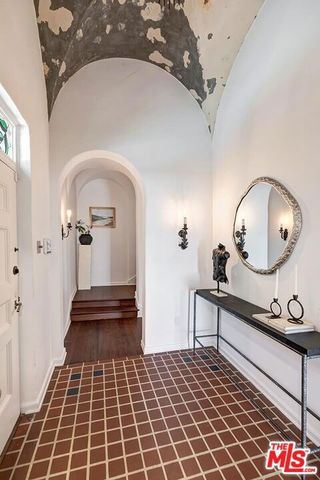 3124 Belden Drive, Los Angeles, CA 90068