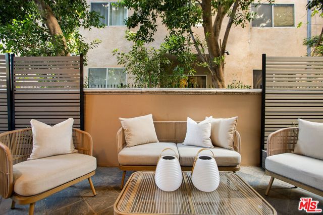 850 N Croft Avenue 104, Los Angeles, CA 90069