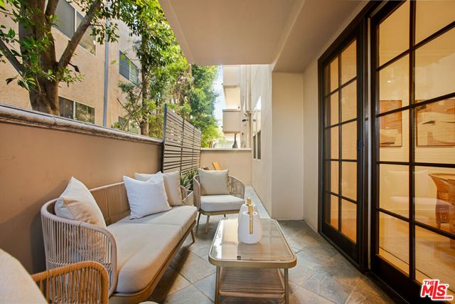 850 N Croft Avenue 104, Los Angeles, CA 90069