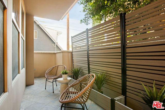 850 N Croft Avenue 104, Los Angeles, CA 90069